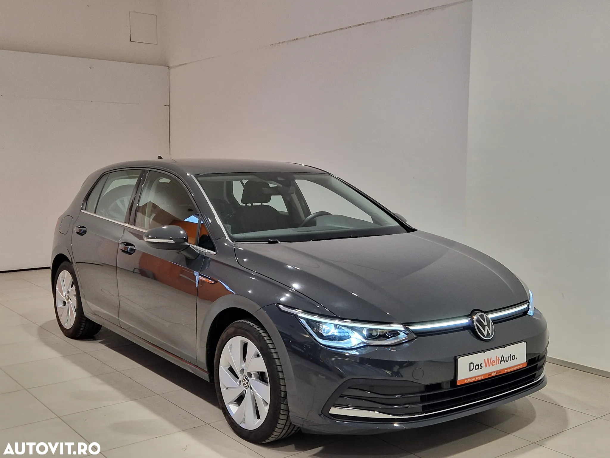 Volkswagen Golf - 5