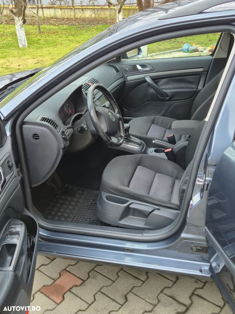 Skoda Octavia Combi 1.9 TDI DSG Classic - 9