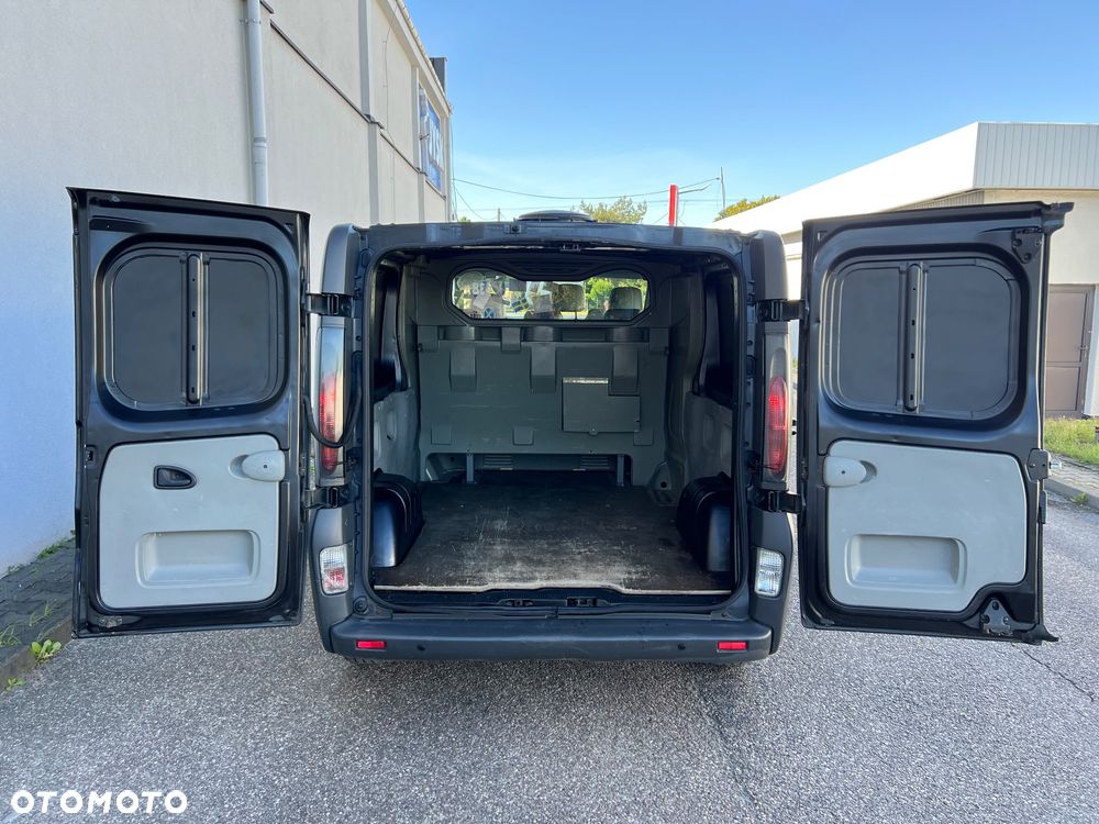 Opel Vivaro LONG - 8