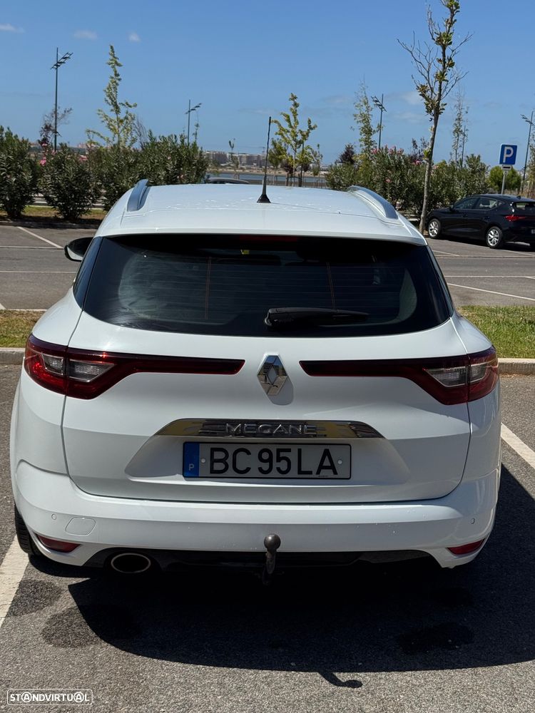 Renault Mégane Sport Tourer - 6