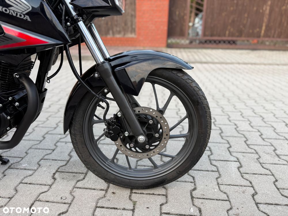 Honda CB - 3
