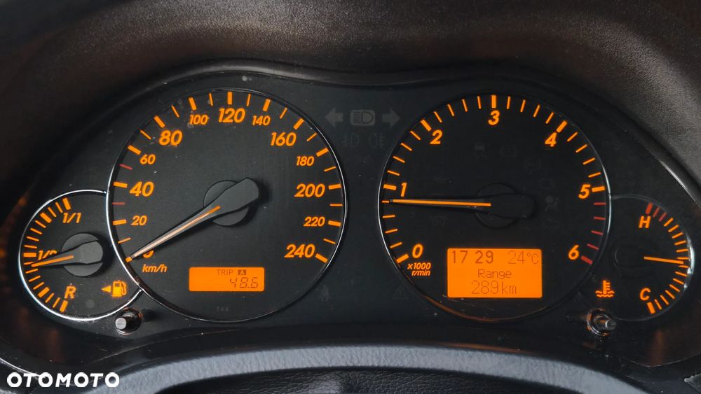 Toyota Avensis 2.2 D-4D Prestige - 10