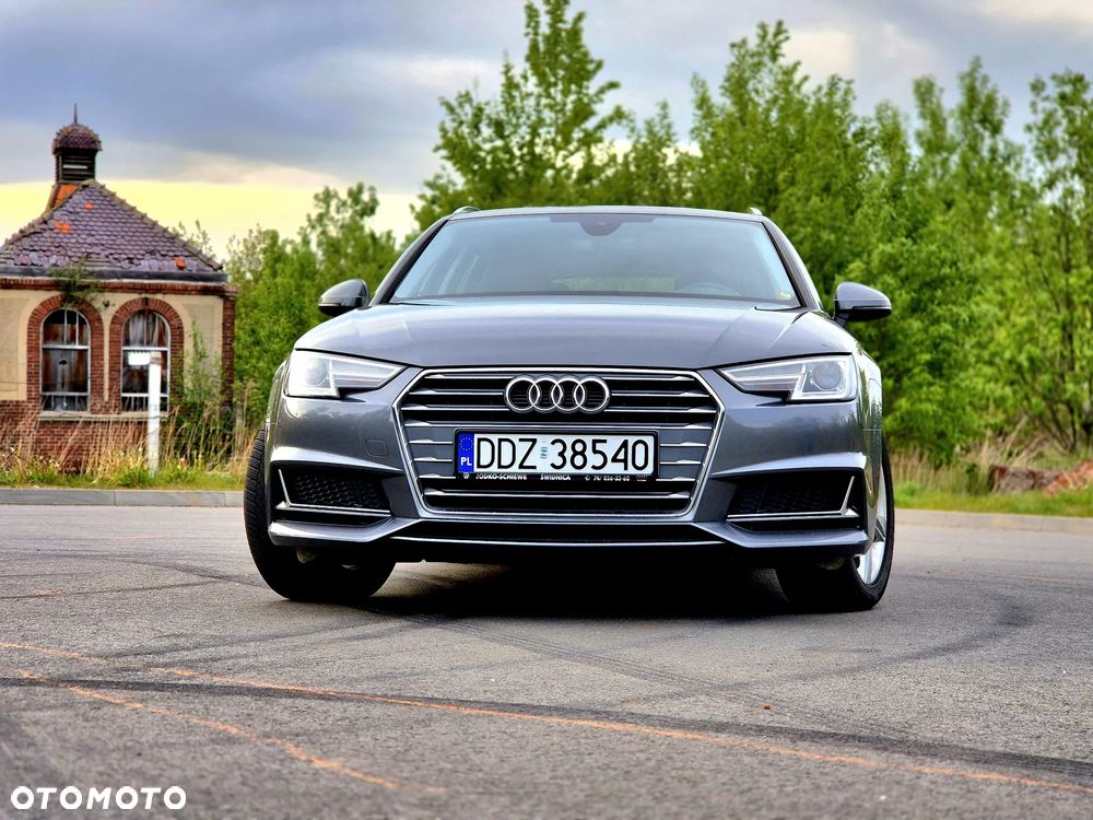 Audi A4 Avant 2018 photo 2