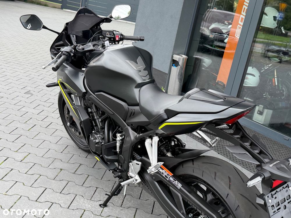 Honda CBR - 30