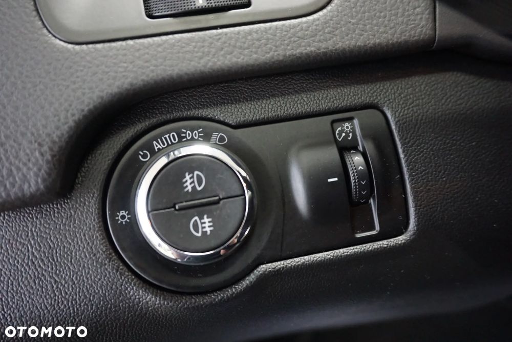 Opel Insignia 2.0 CDTI Automatik Cosmo - 31