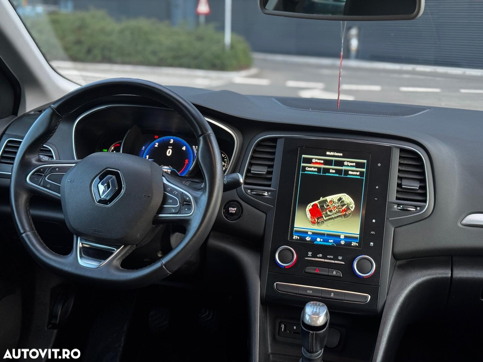 Renault Megane Energy dCi Intens - 7