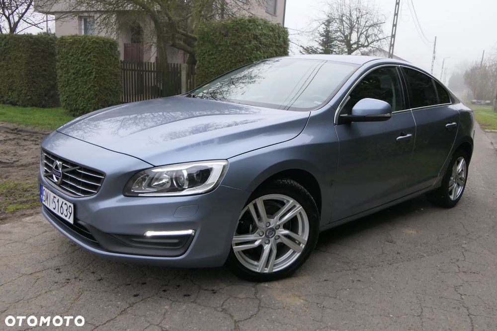 Volvo S60 D3 Drive-E Momentum - 6