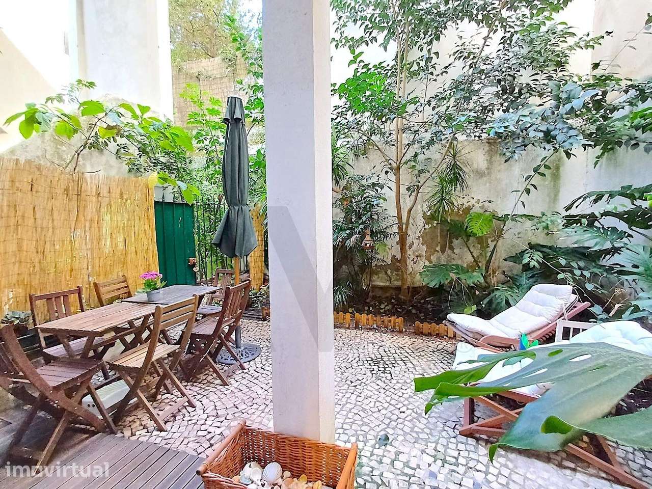Apartamento T4 com Pátio Privado em Campo de Ourique - Grande imagem: 5/29