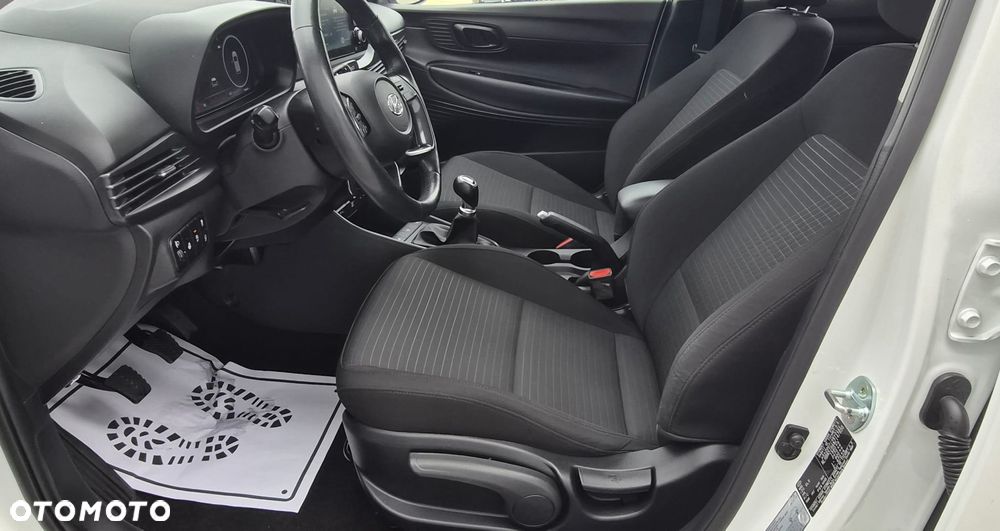 Hyundai i20 1.2 Comfort - 20