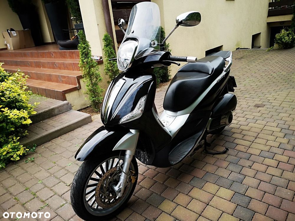 Piaggio Beverly - 12