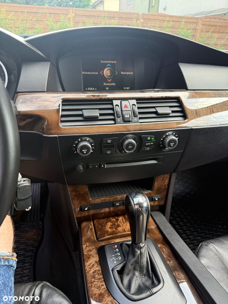BMW Seria 5 - 16