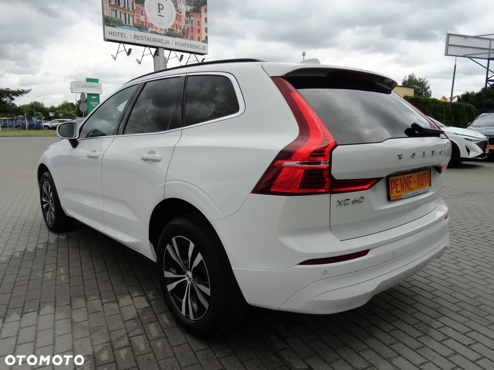 Volvo XC 60 B4 D AWD Geartronic Momentum Pro - 6