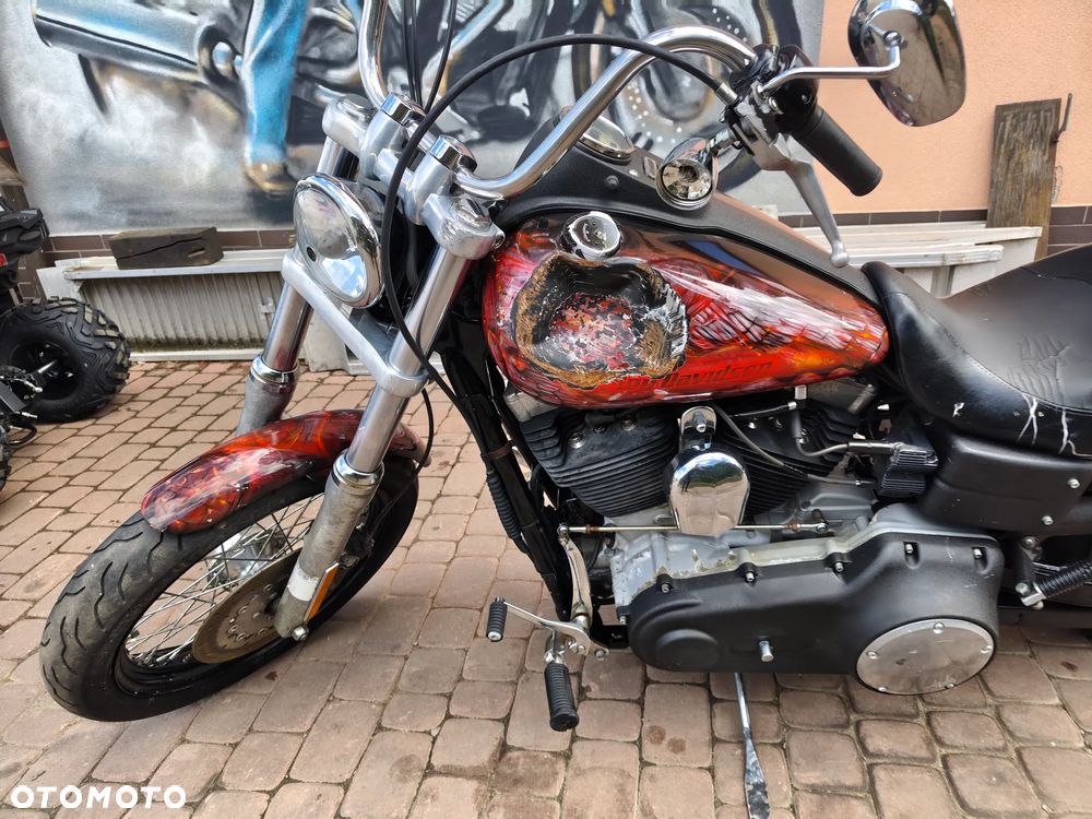 Harley-Davidson Dyna Street Bob - 14