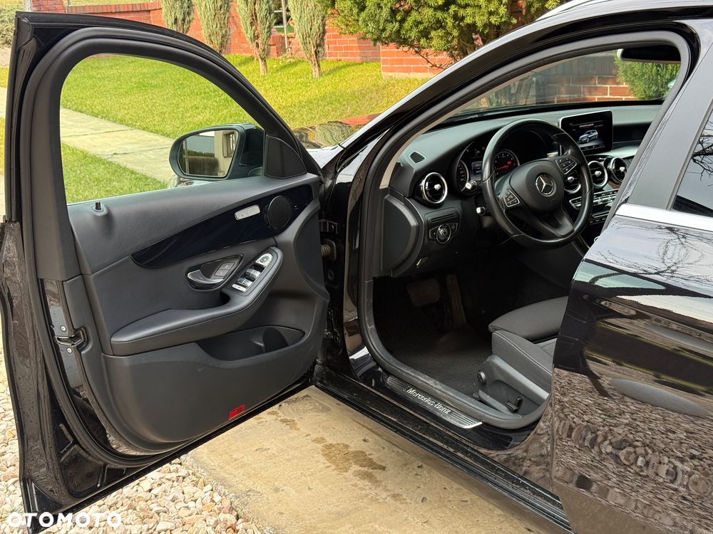 Mercedes-Benz Klasa C 200 9G-TRONIC - 18