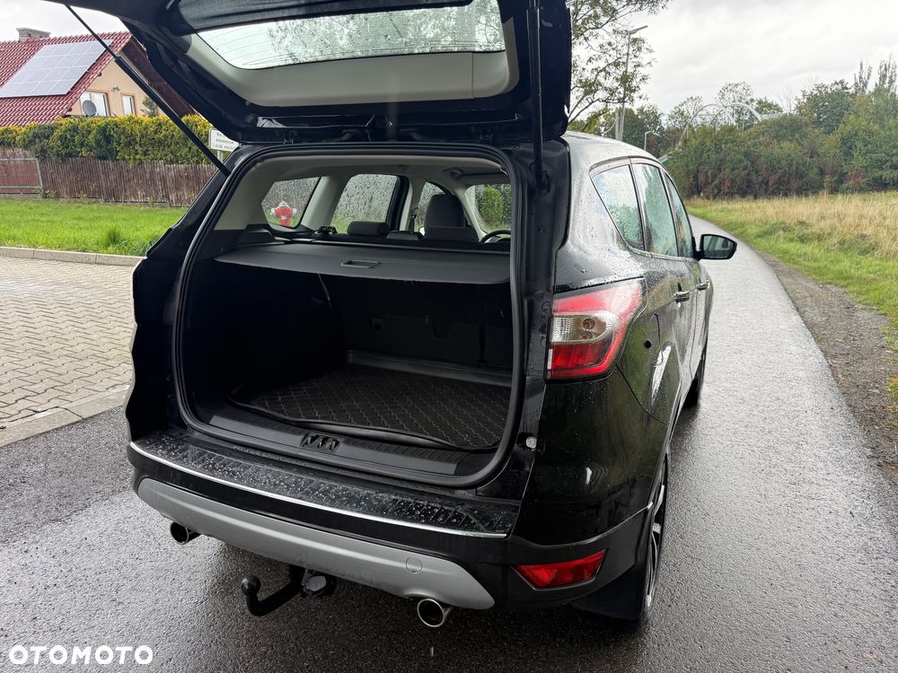 Ford Kuga 2.0 TDCi 2x4 Titanium - 14