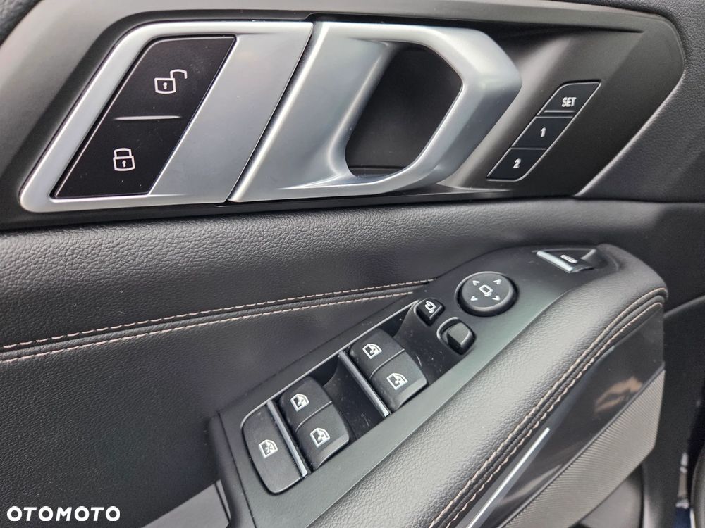 BMW X5 xDrive25d - 28