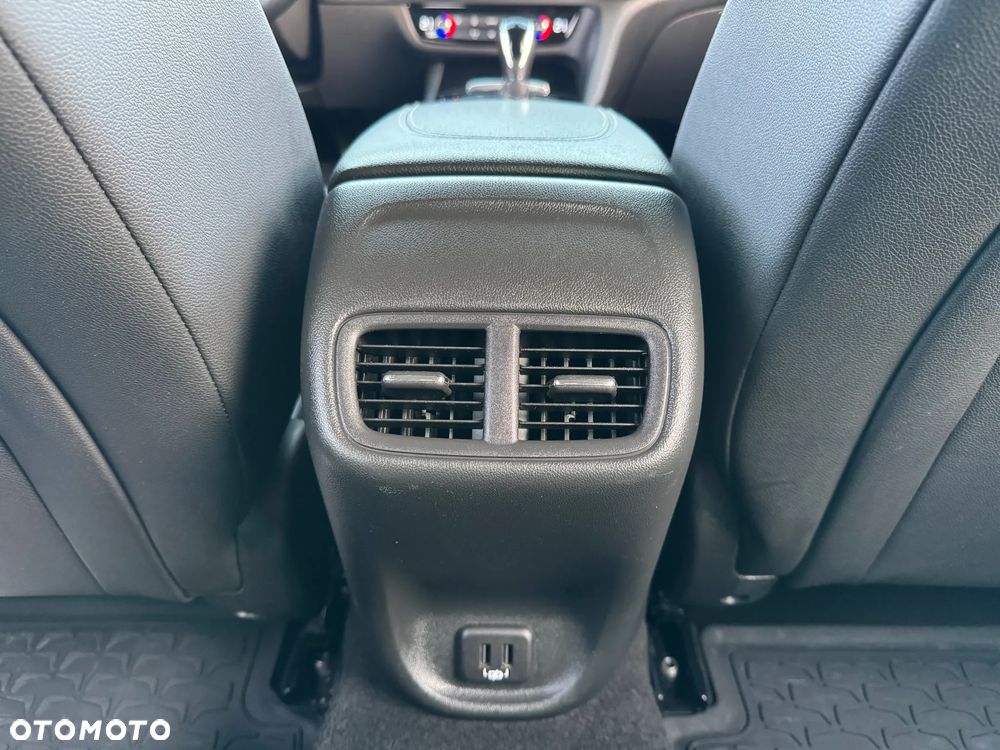 Opel Insignia Sports Tourer 2.0 Diesel Automatik Business Innovation - 28