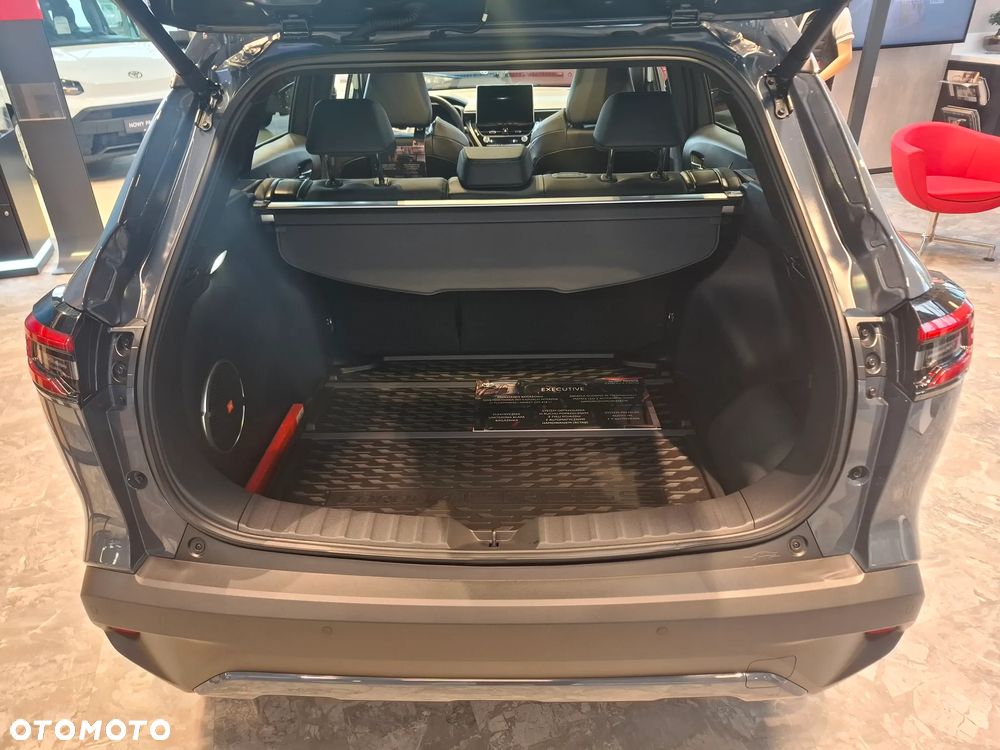 Toyota Corolla Cross 2.0 Hybrid Executive - 16