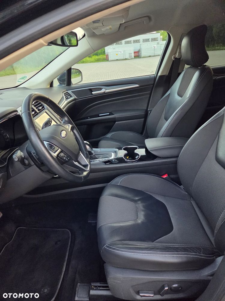 Ford Mondeo 2.0 TDCi STart-Stopp PowerShift-Aut Titanium - 11
