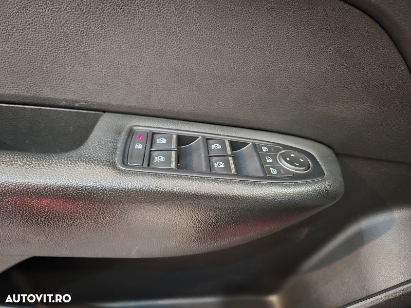 Renault Arkana E-TECH Zen - 24
