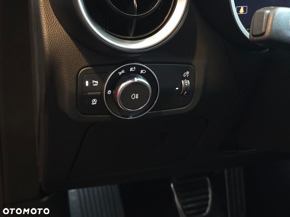 Alfa Romeo Stelvio 2.0 Turbo Intensa Q4 - 12