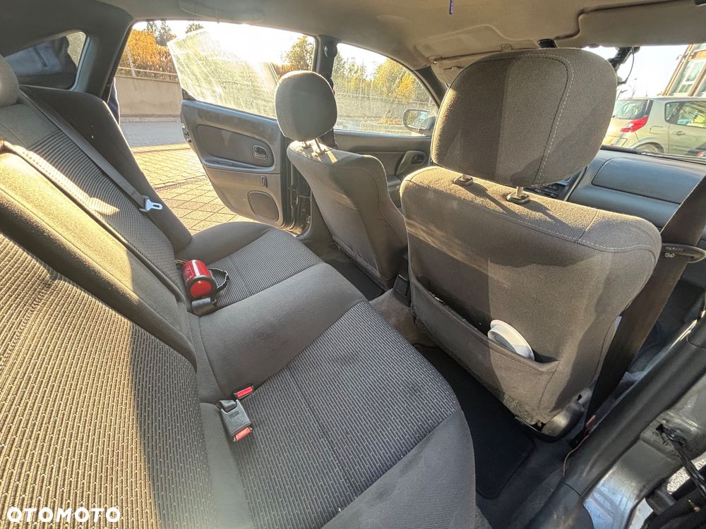 Mazda 323F 2.0 V6 GT - 3