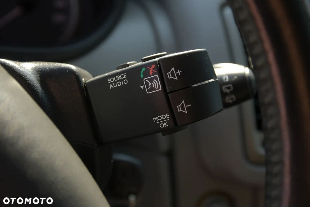 Opel Vivaro Tour Cosmo L1H1 - 38