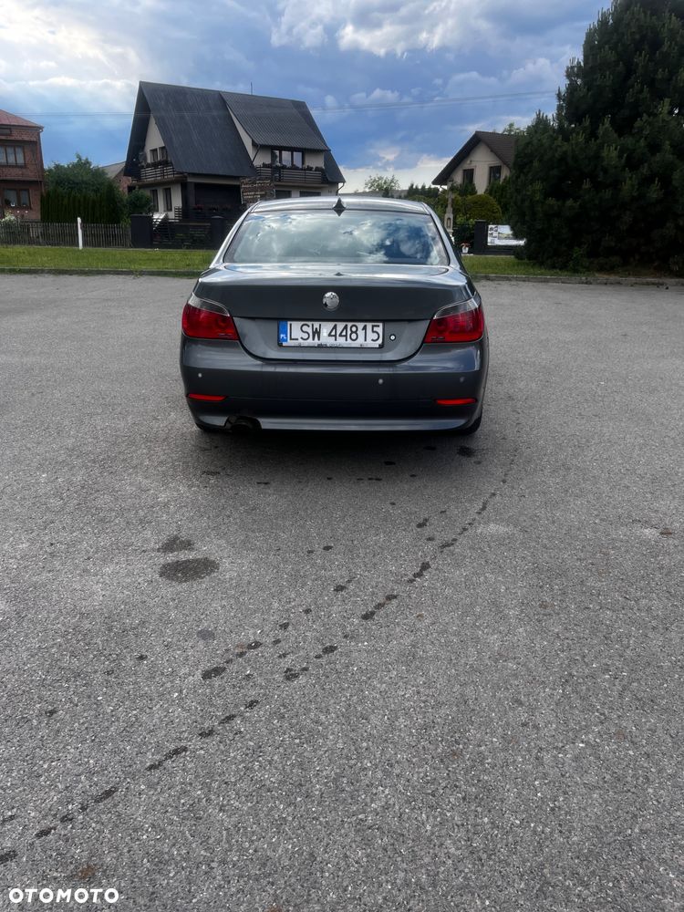 BMW Seria 5 520d - 5