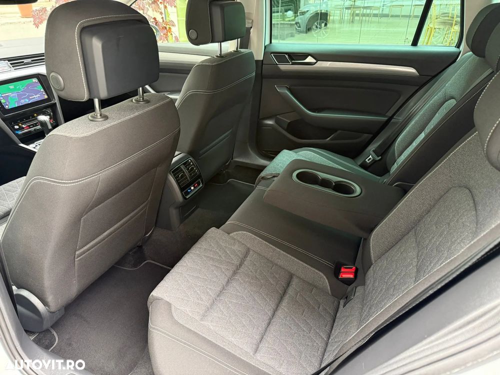 Volkswagen Passat 2.0 TDI SCR DSG Business - 5