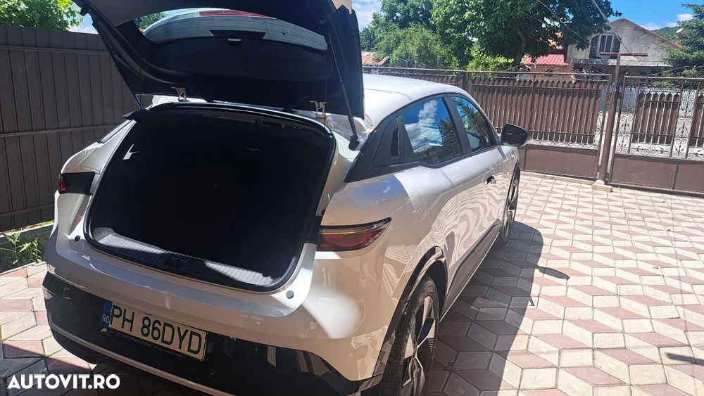 Renault Megane E-TECH 60 kWh 220 CP Techno - 6