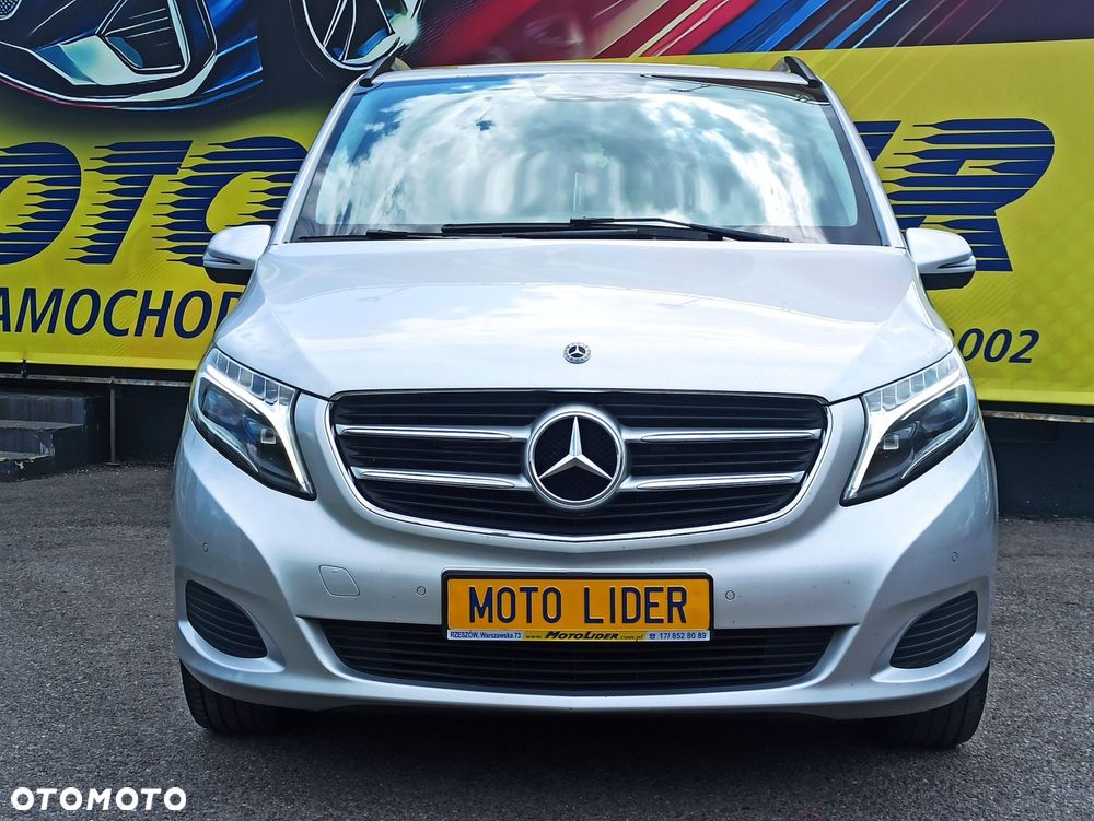 Mercedes-Benz Klasa V - 2