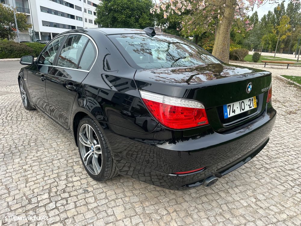 BMW 520 dA Executive - 4