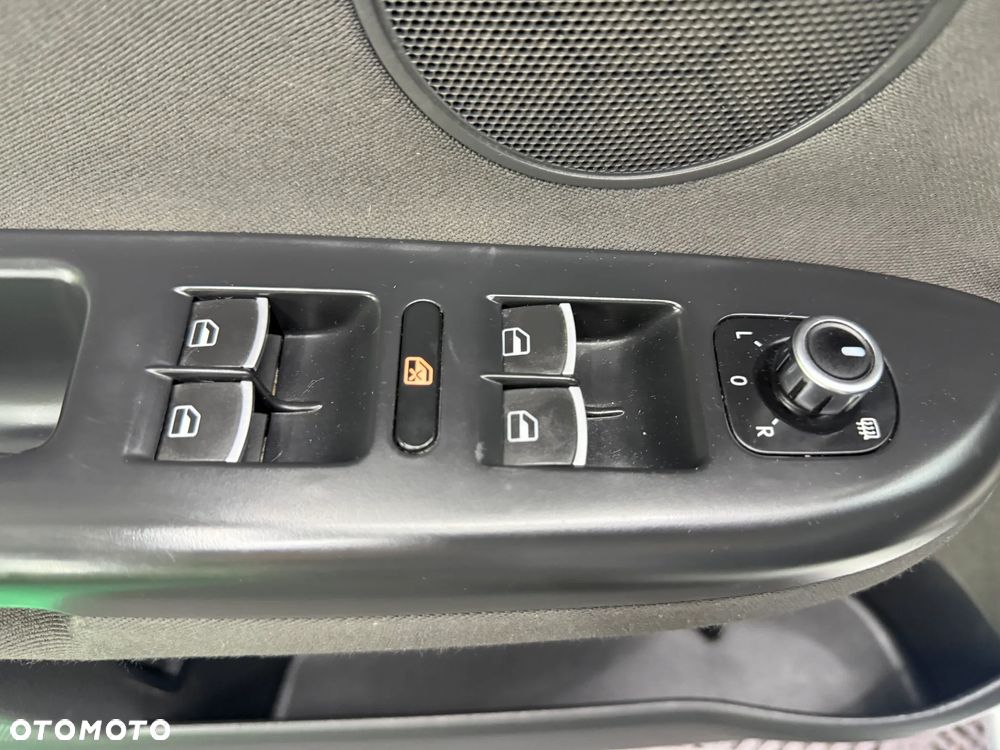 Volkswagen Golf Plus 1.2 TSI BlueMotion Technology Style - 13