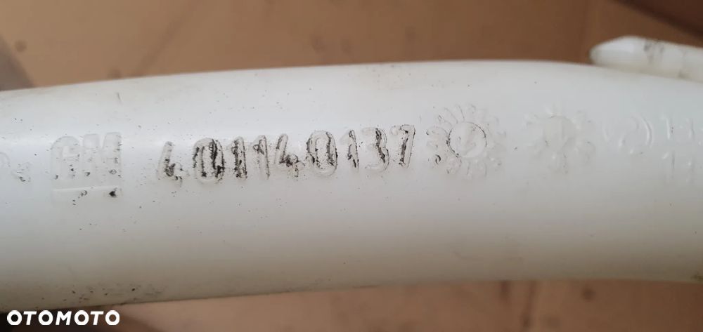 Zbiorniczek spryskiwaczy pompki XENON Opel Insignia A 13315611 13240935 - 9