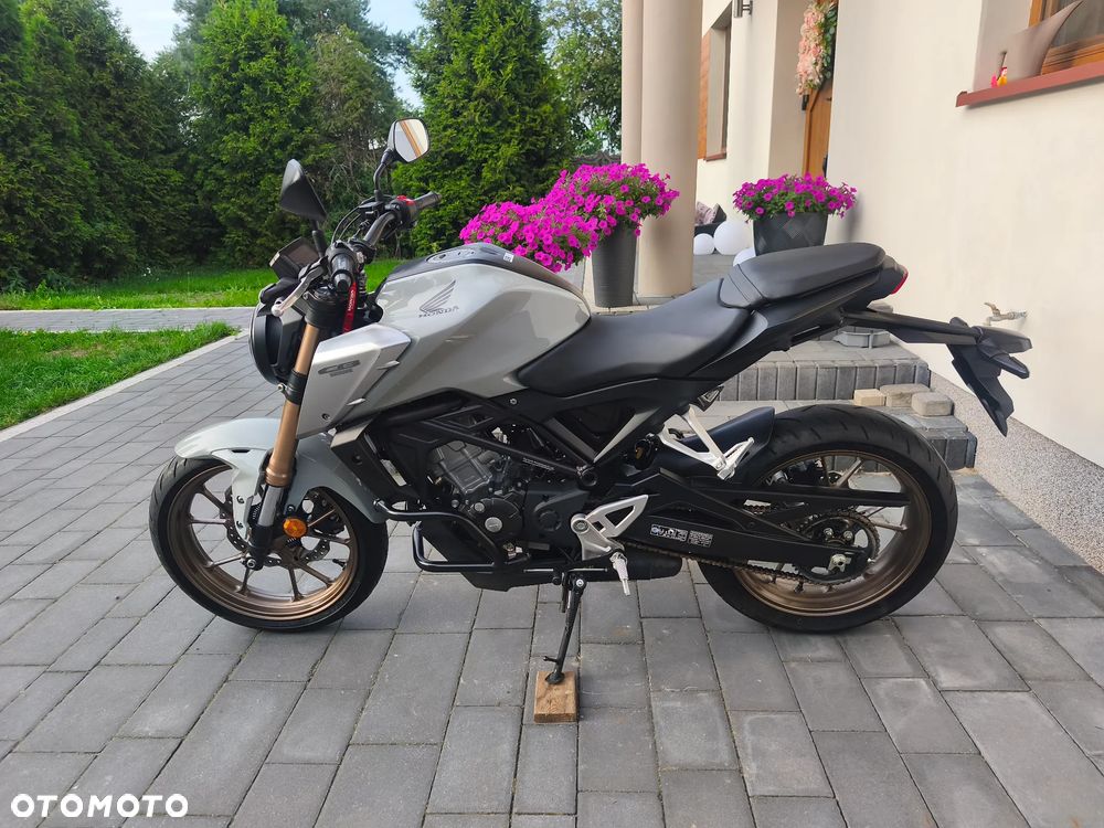 Honda CB - 7