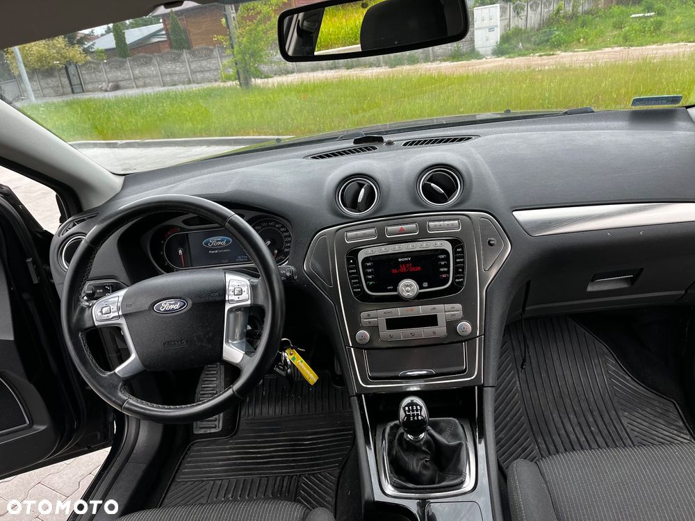 Ford Mondeo 2.0 TDCi Titanium - 11
