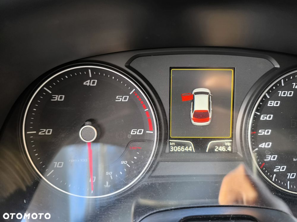 Seat Leon 1.6 TDI ECOMOTIVE Reference - 11