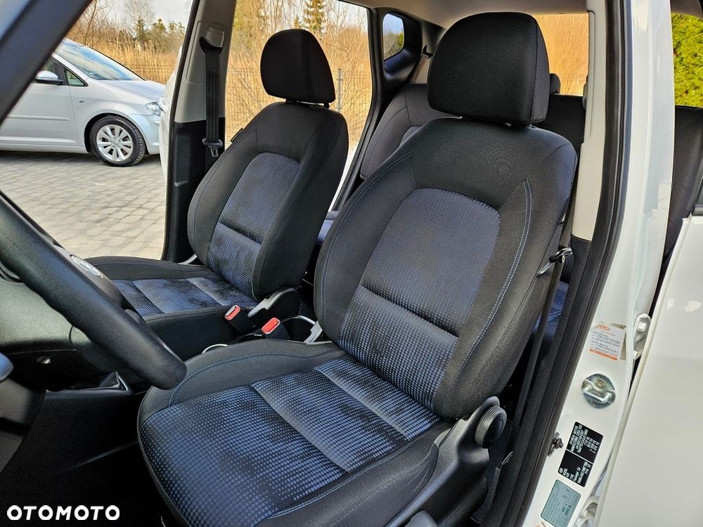 Hyundai ix20 - 18