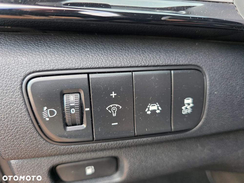 Kia Niro 1.6 GDI Hybrid M - 31