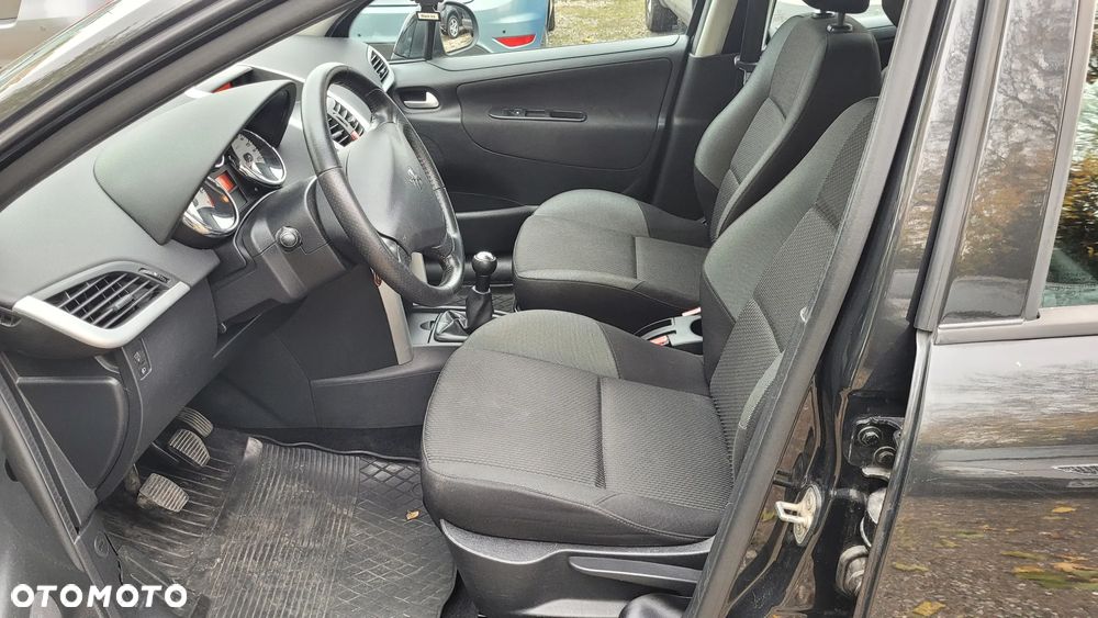 Peugeot 207 95 VTi Sport - 11