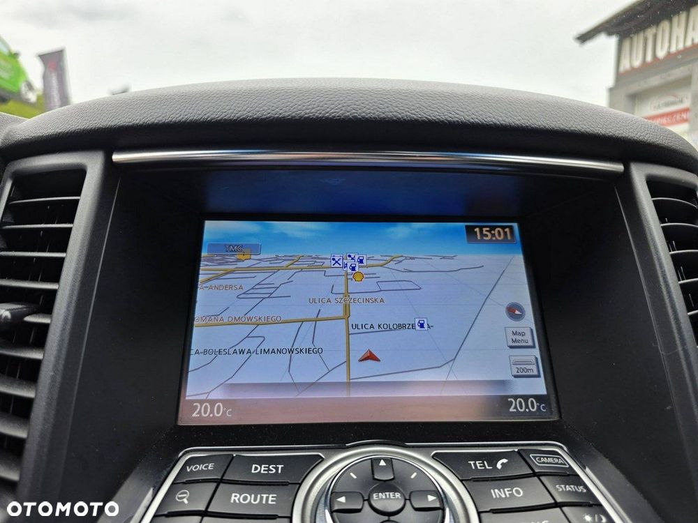 Infiniti QX70 - 24