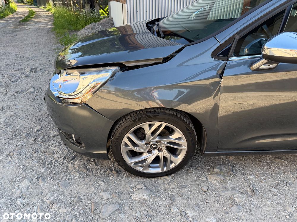 Citroën C4 HDi 115 Selection - 25
