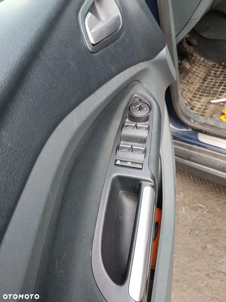 Ford Grand C-MAX 1.6 TDCi Titanium - 7