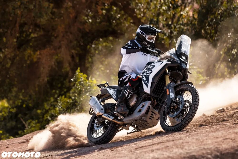 VOGE 800 Rally