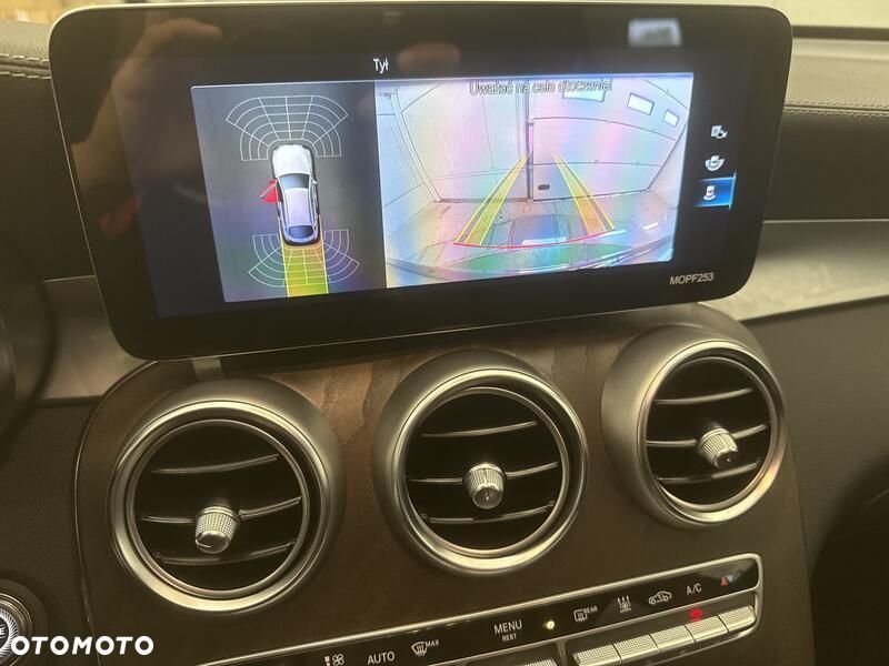 Mercedes-Benz GLC 300 e 4-Matic - 15