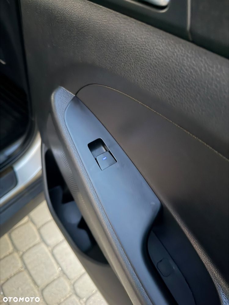Hyundai Tucson 1.6 GDI BlueDrive Style 2WD - 22