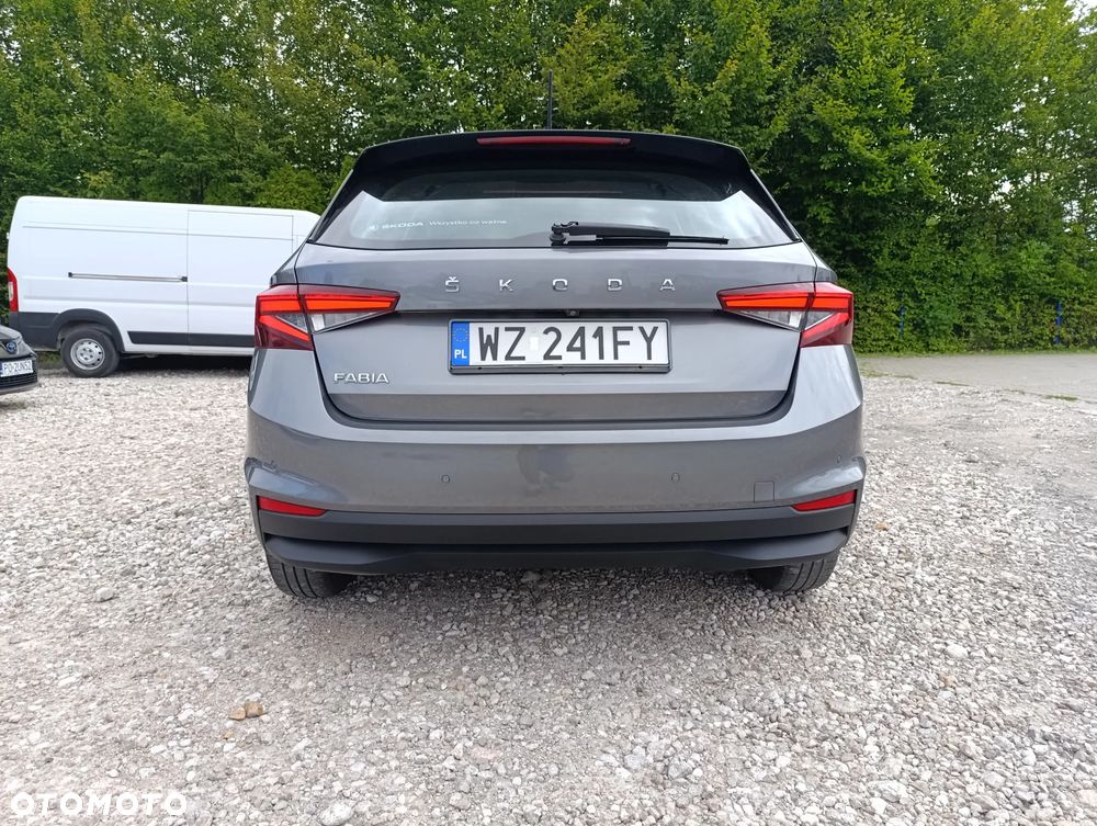 Skoda Fabia 1.0 TSI Ambition - 10