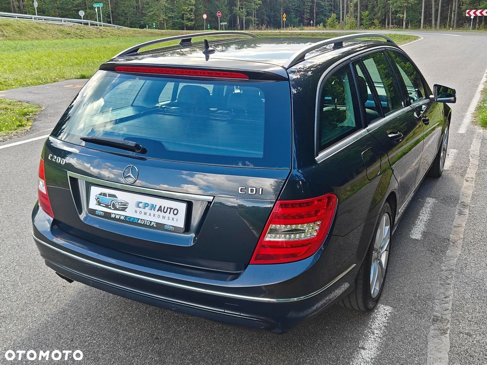 Mercedes-Benz Klasa C 200 CDI DPF (BlueEFFICIENCY) 7G-TRONIC Avantgarde - 13
