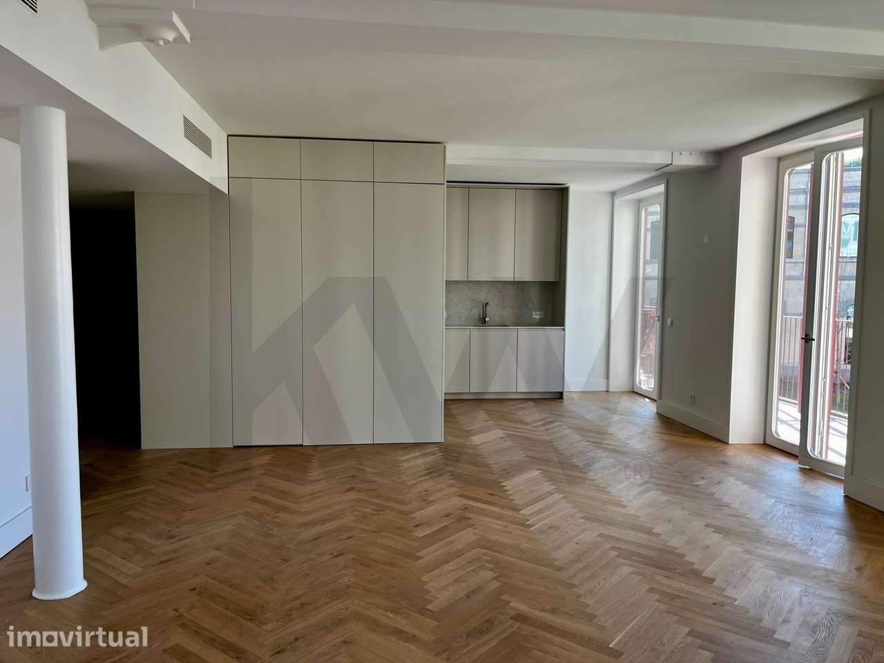 Vende-se T3 Exclusivo com Varanda – Edifício A4 (4.º Andar) - Grande imagem: 2/19