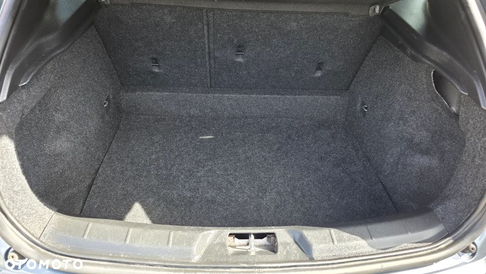 Volvo V40 D2 Kinetic - 25
